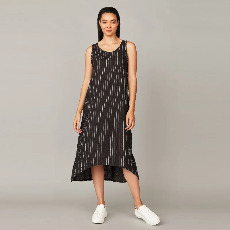 maxi dresses for travelLong Linen Pinstriped Sheath Dress (Black + White)