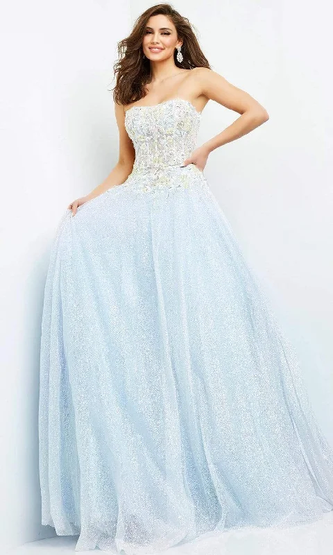 Formal Dress for Sustainable FashionJovani - 06231 Floral Applique Sweetheart Ballgown