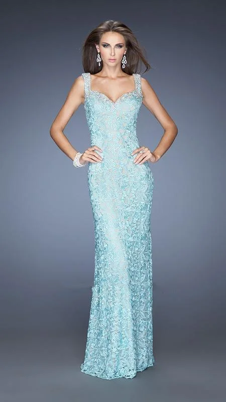 Formal Dress for International EventsLa Femme - 20121 Magnificently Embellished Lace Sweetheart Sheath Gown