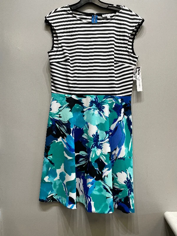 Sleeveless Dress With FrillsDress Short Sleeveless By Sandra Darren  Size: M