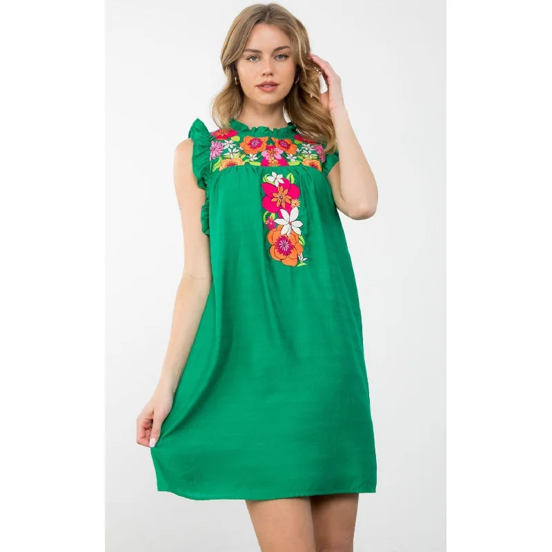 Sleeveless Dress In WovenEmmie Sleeveless Green Embroidered THML Dress